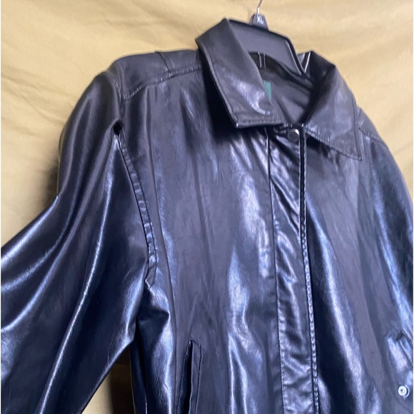 ❤️ Leather Jacket by: Wild fable - Picture 2 of 7